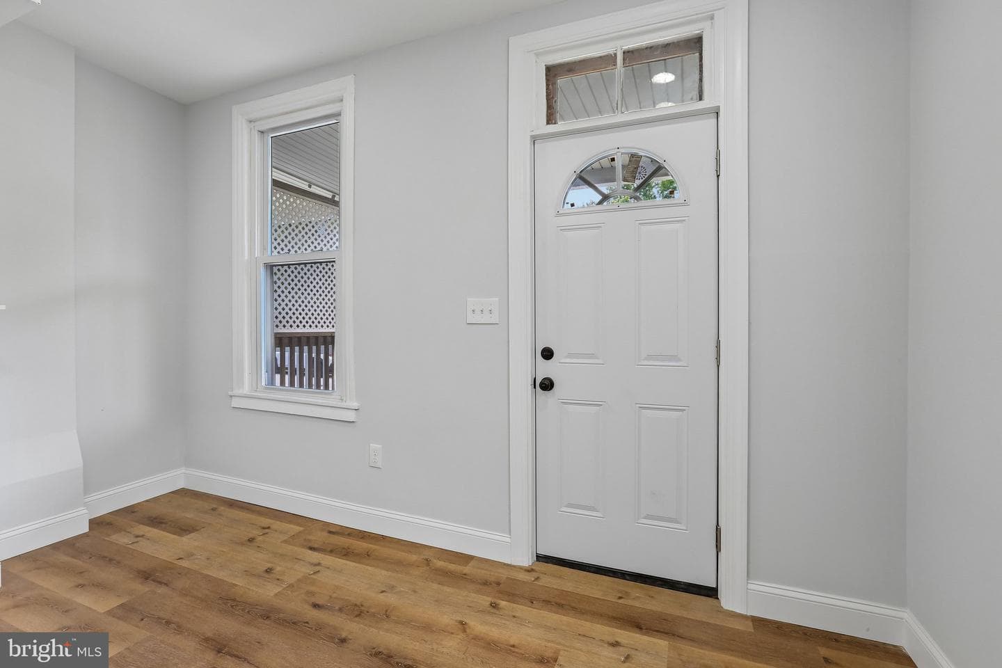 8434 Commercial Street photo 4