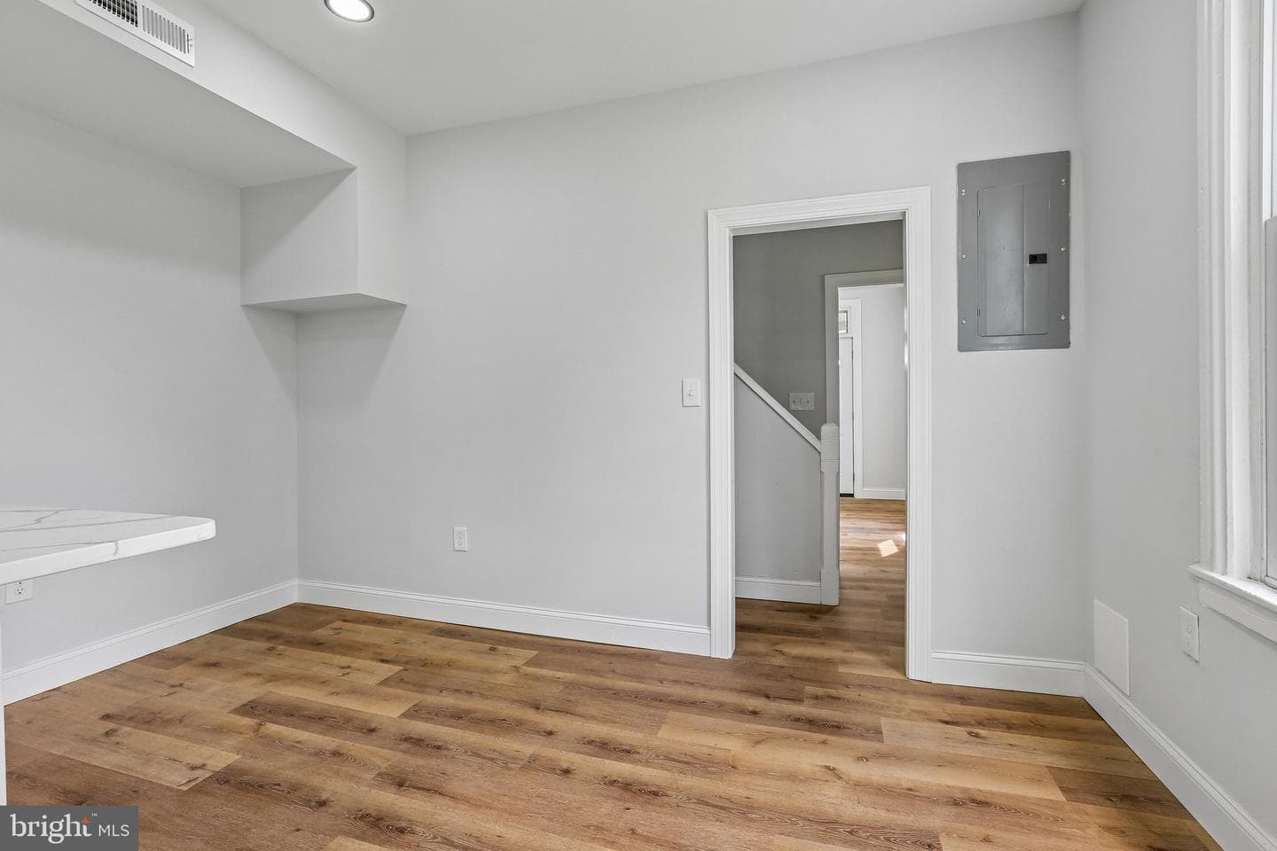 8434 Commercial Street photo 8