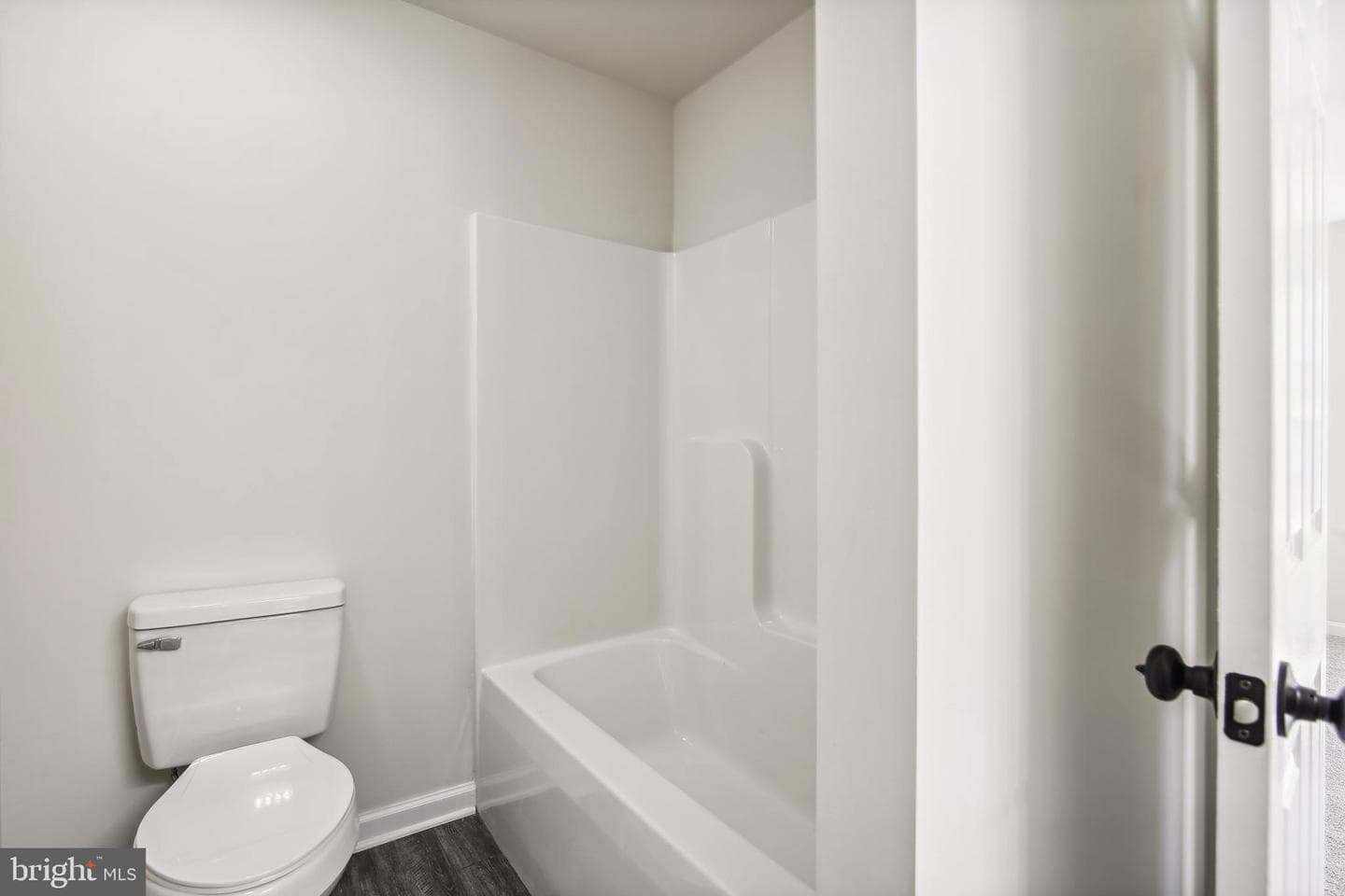 114 Metcalf Road photo 11