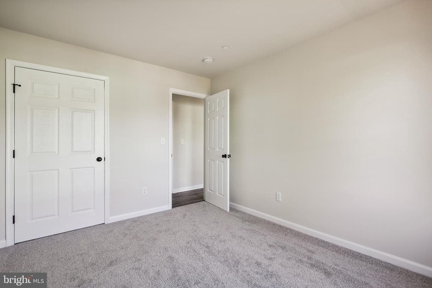 114 Metcalf Road photo 16