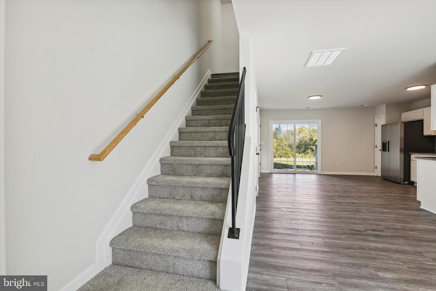 114 Metcalf Road photo 3