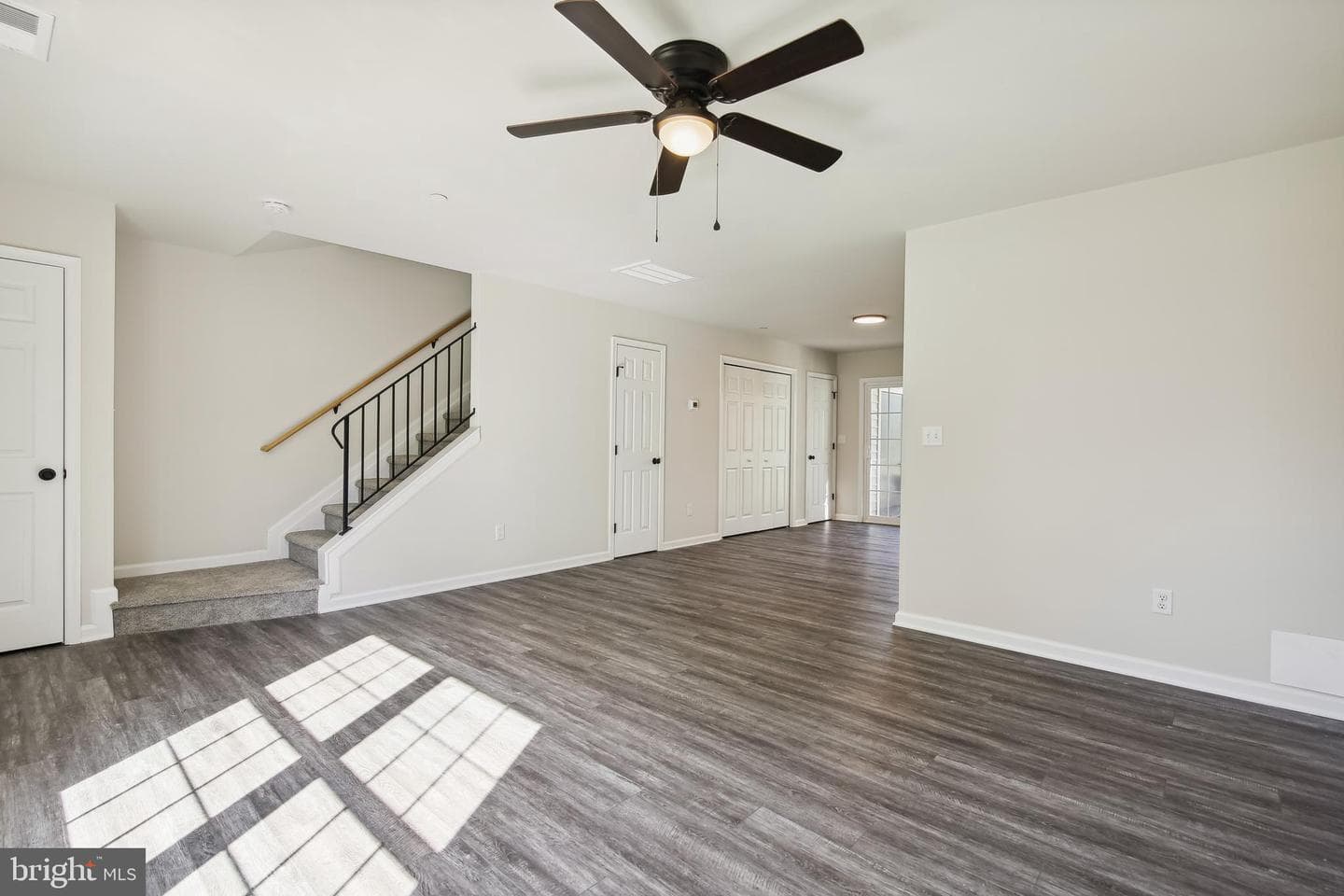 114 Metcalf Road photo 4