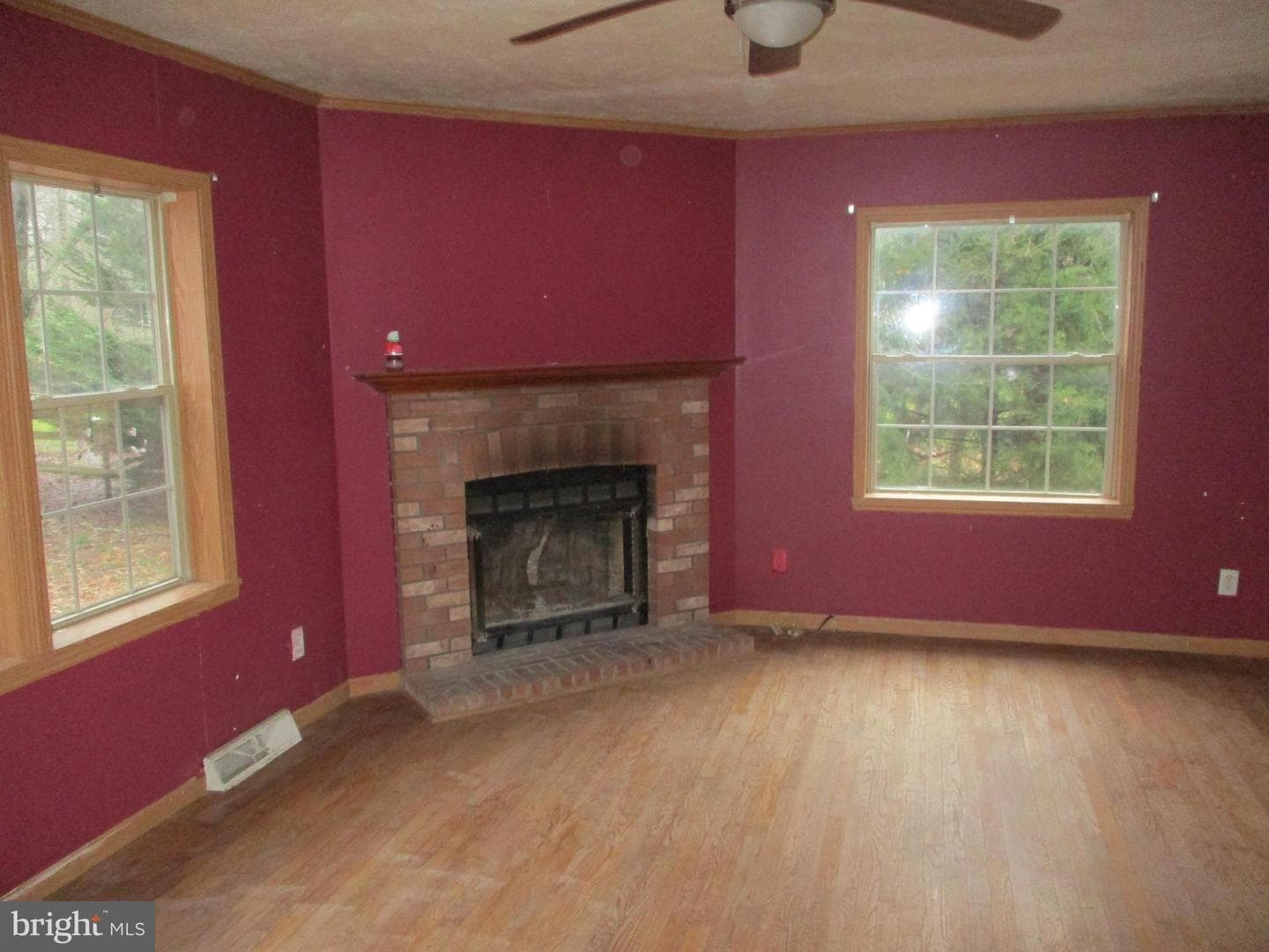 21199 Iowa Avenue photo 4