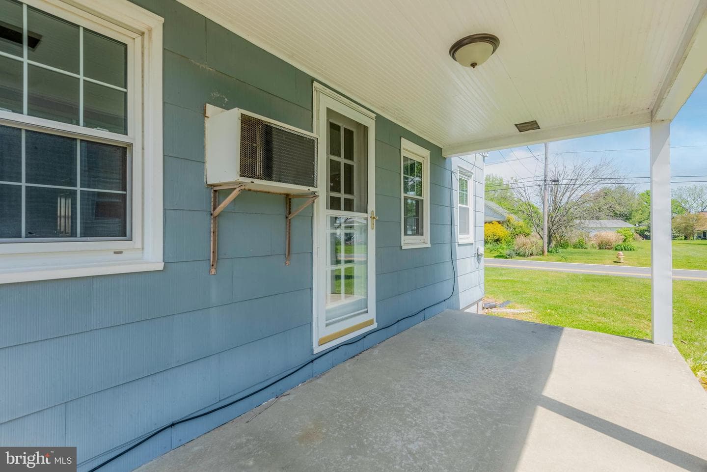 5562 S Main Street photo 16