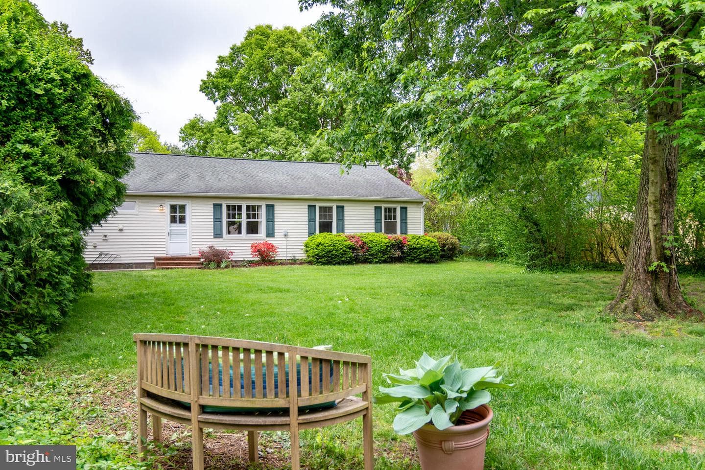 106 Pine Street photo 2