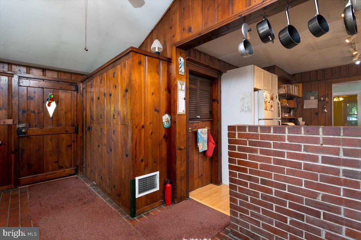 503 Dwyer Road photo 11