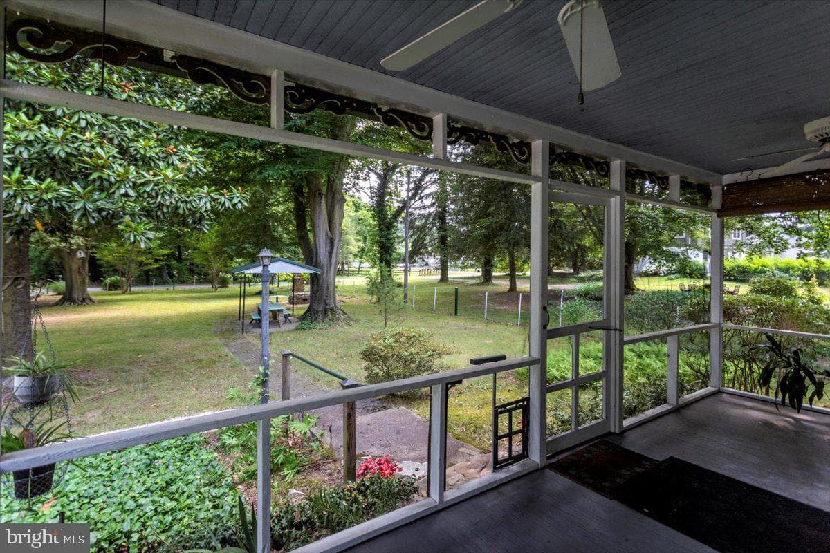 503 Dwyer Road photo 3