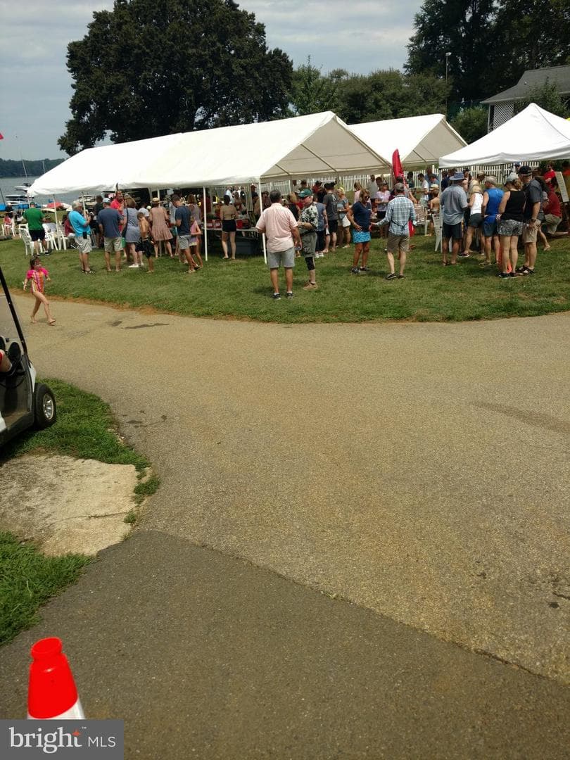14182 N 1st Avenue photo 46