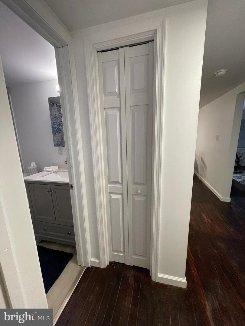 190 Comegys Street photo 21