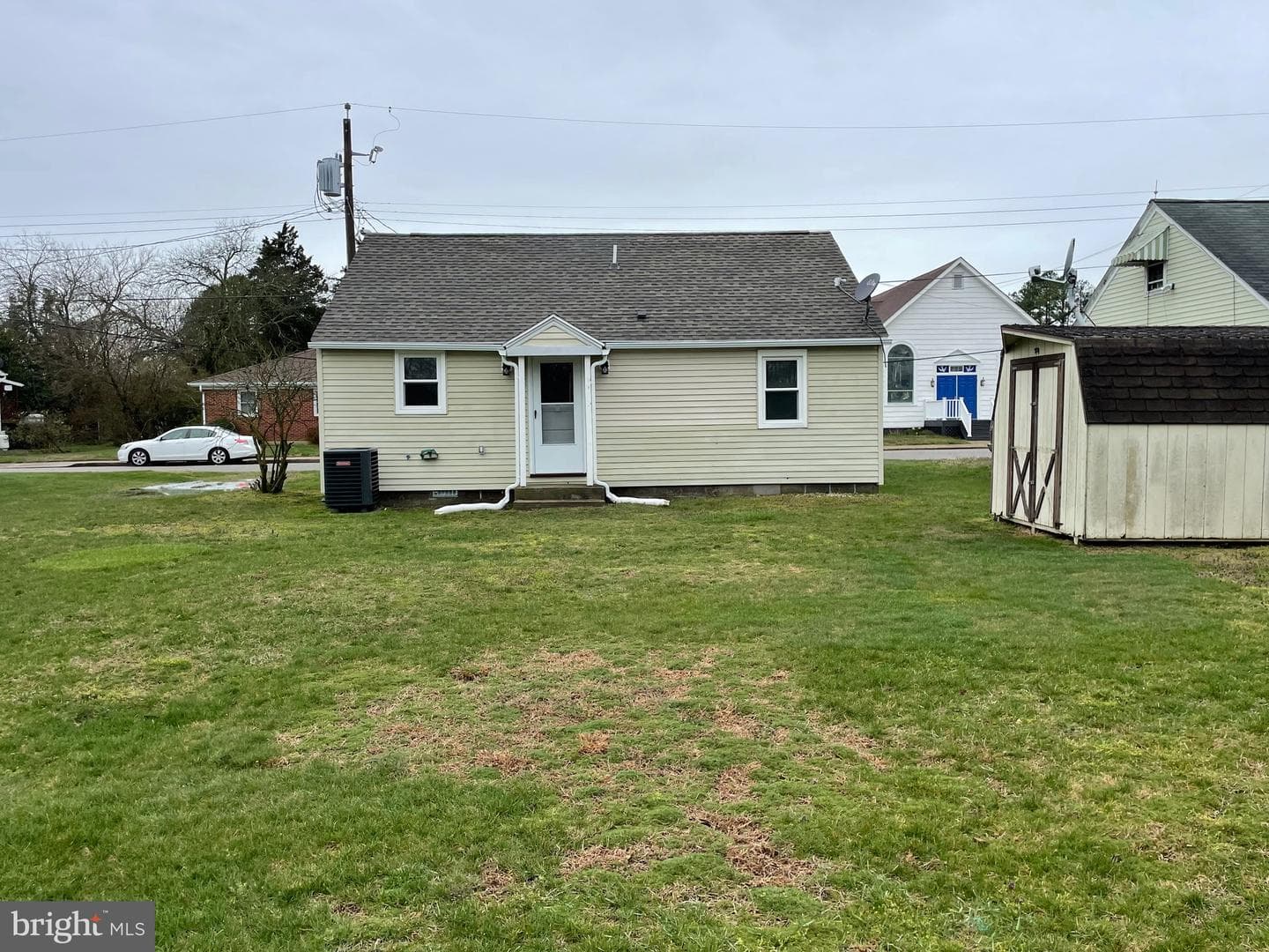 190 Comegys Street photo 32