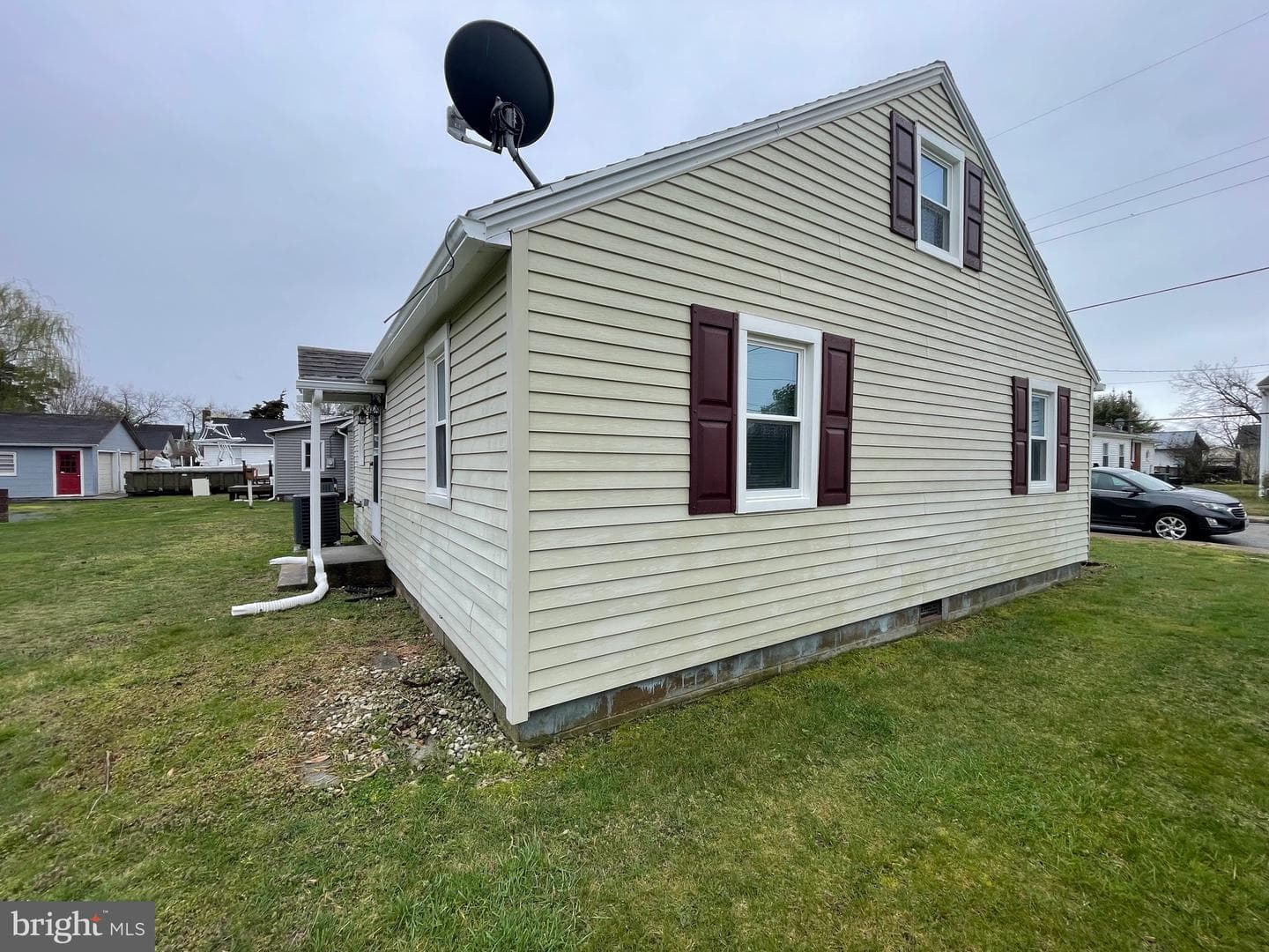 190 Comegys Street photo 34