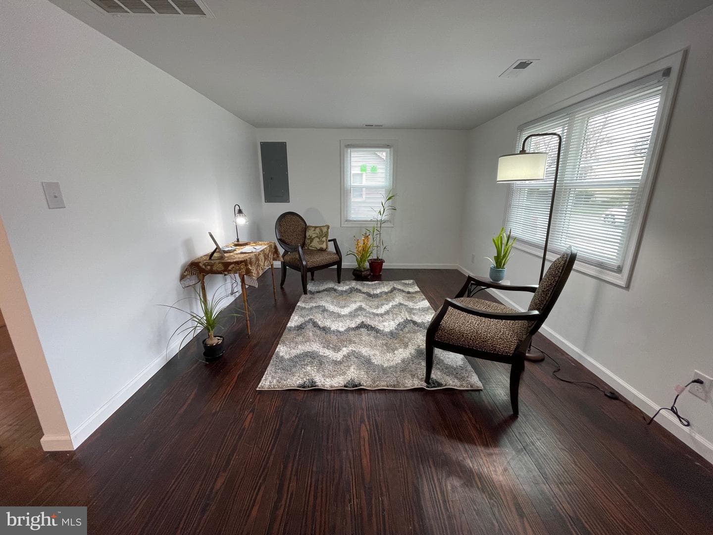 190 Comegys Street photo 4
