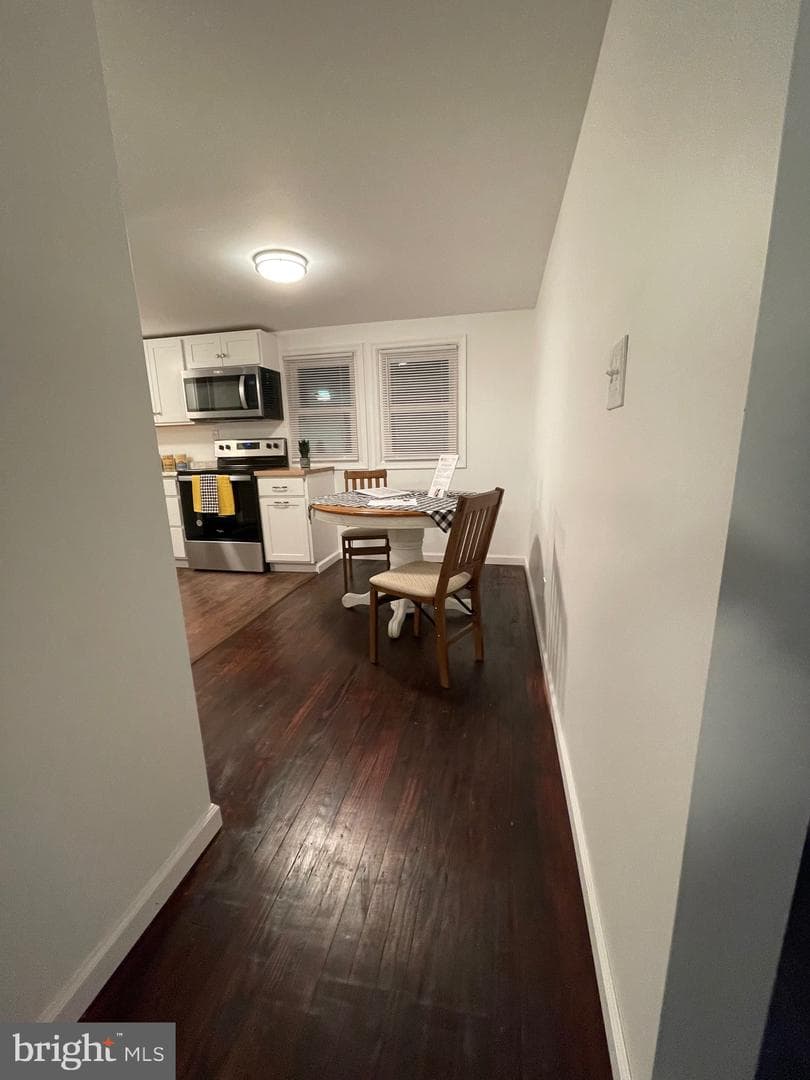 190 Comegys Street photo 7