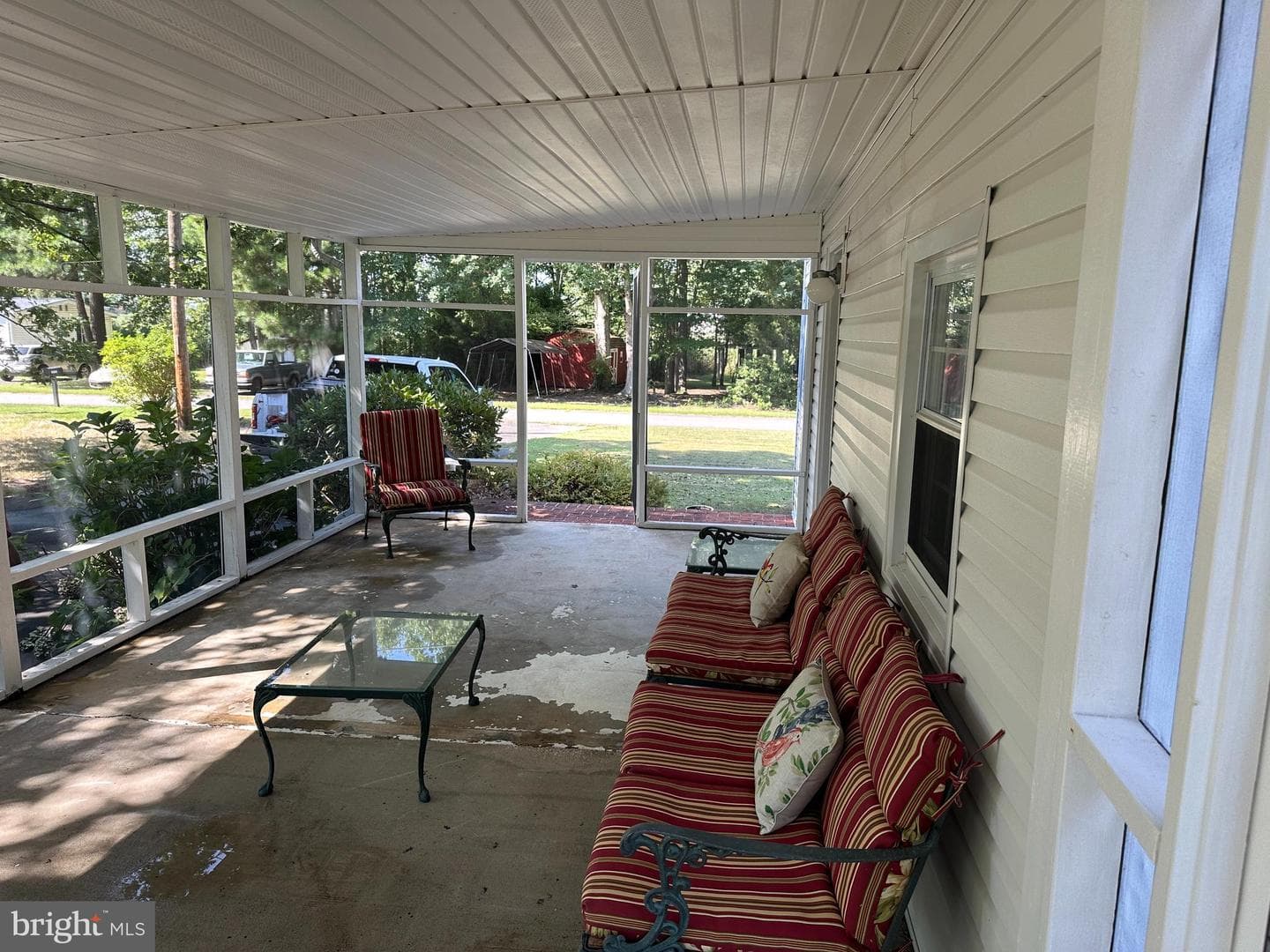 20709 Wilkins Avenue photo 4