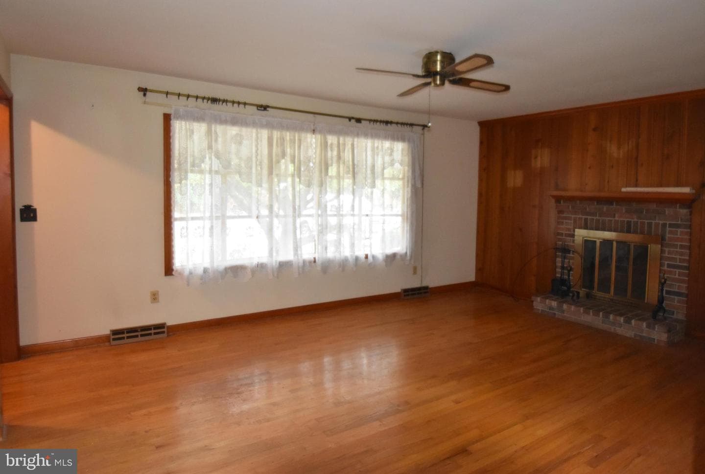 24105 Chestertown Road photo 10