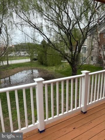 100 Acorn Drive photo 25