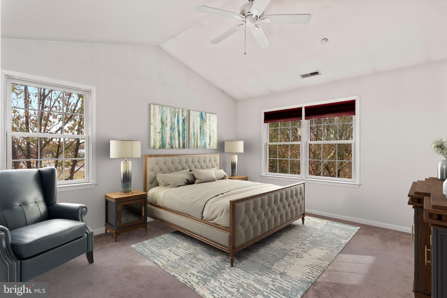 100 Acorn Drive photo 4