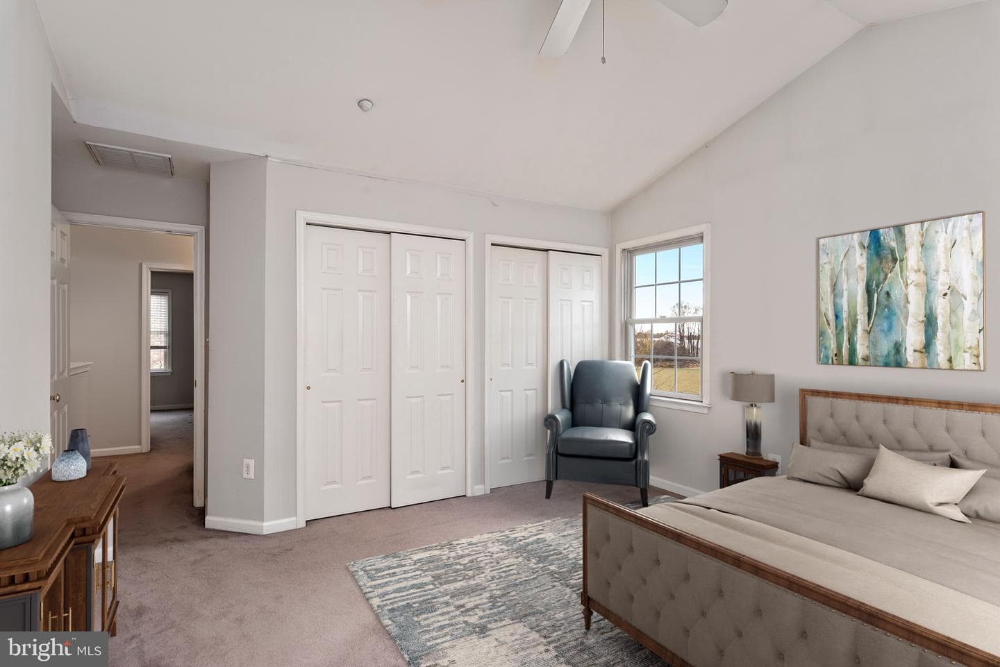 100 Acorn Drive photo 5