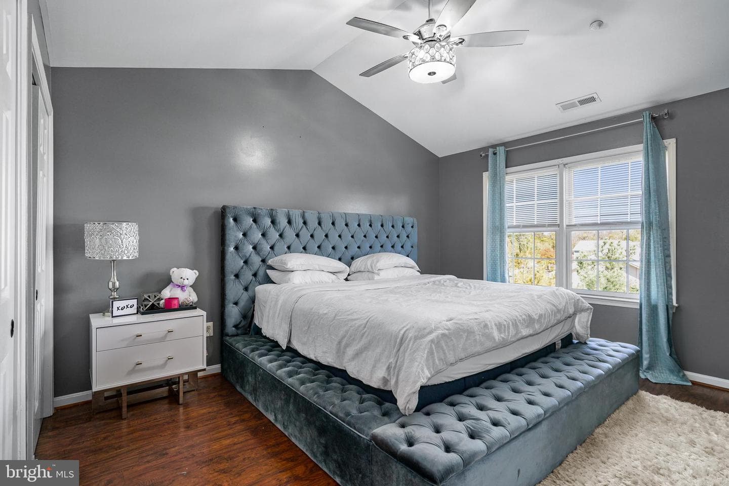 104 Oak Leaf Drive photo 12
