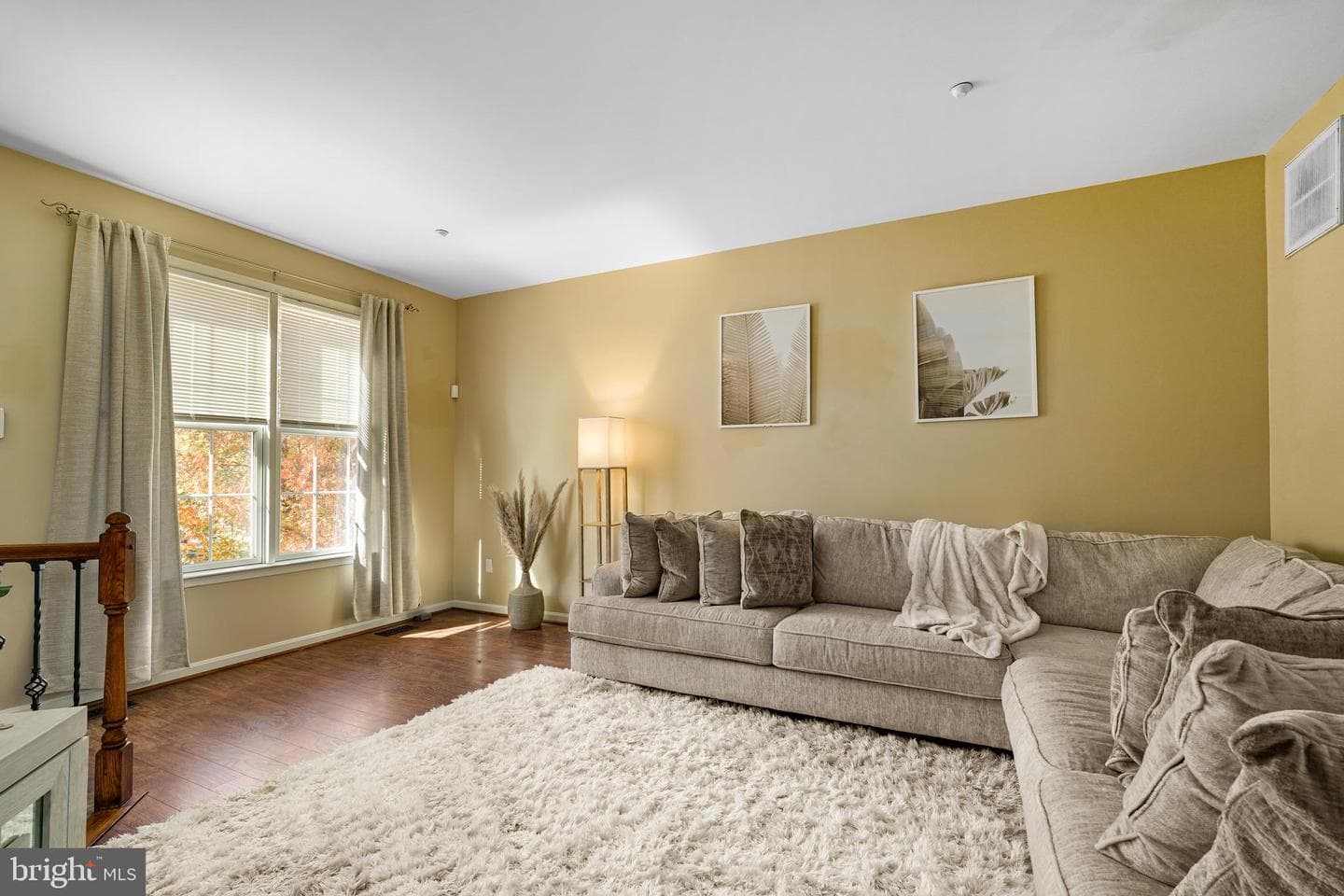 104 Oak Leaf Drive photo 4