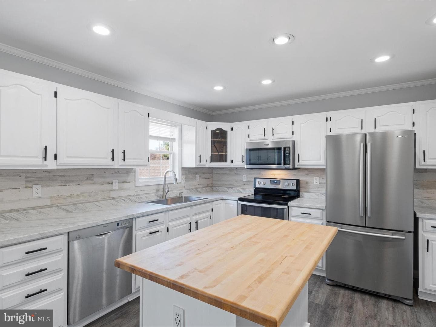 199 Birchwood Lane photo 10