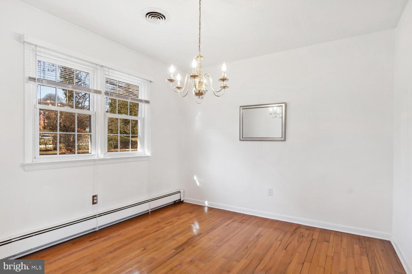 202 Glen Street photo 12