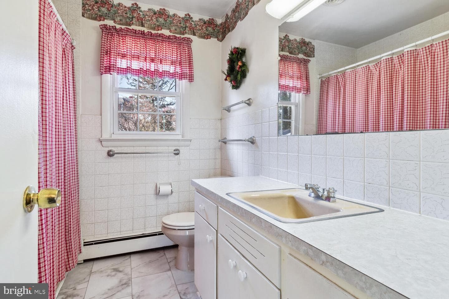 202 Glen Street photo 25