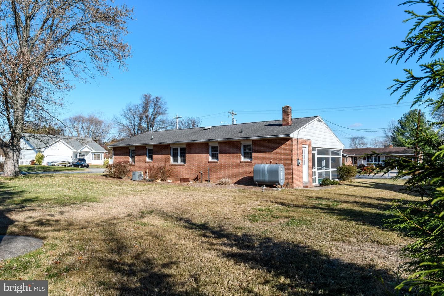 202 Glen Street photo 5