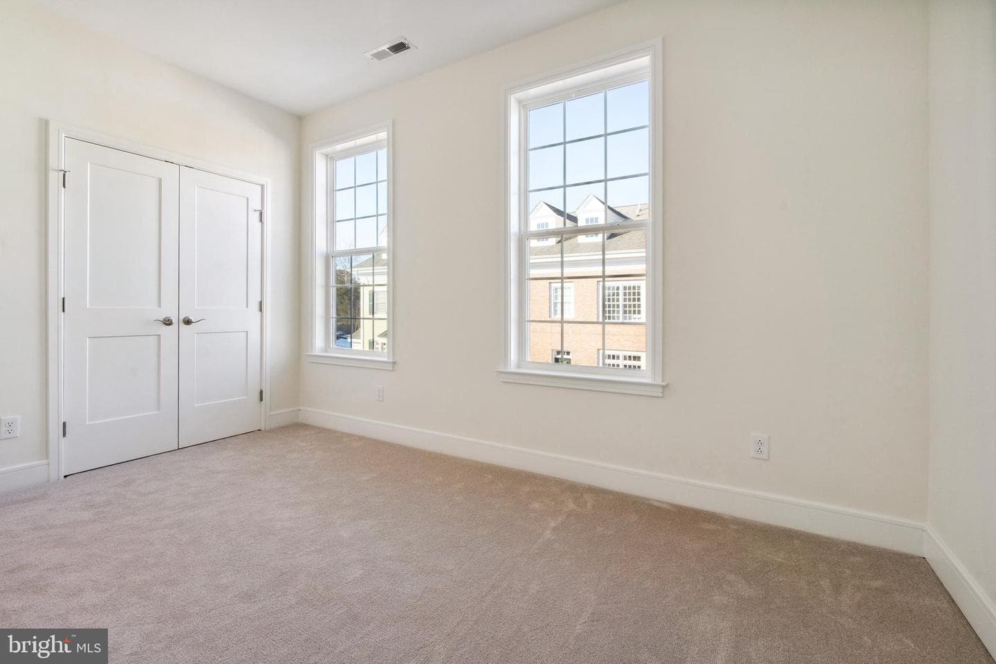 212 Landing Lane photo 17