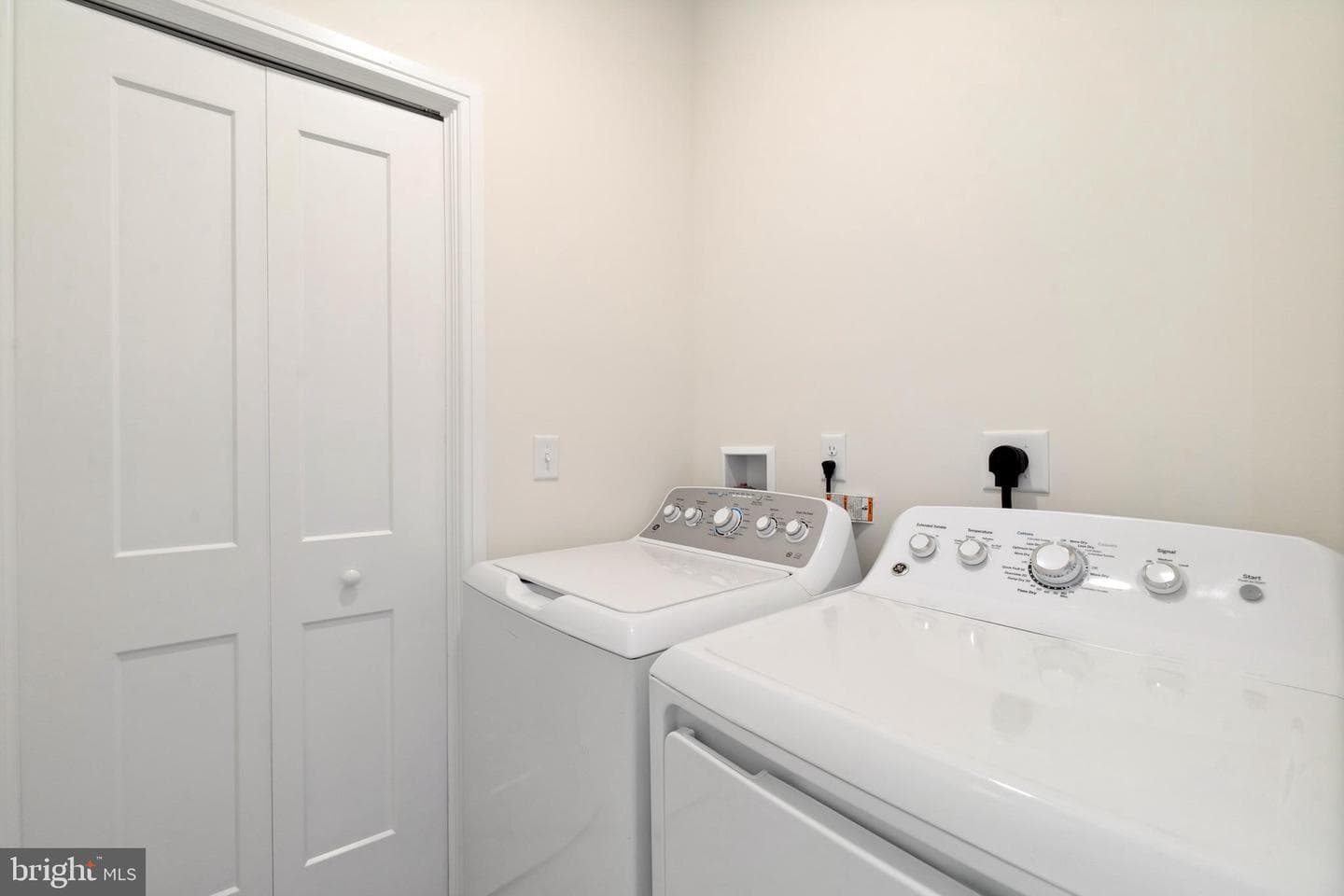 212 Landing Lane photo 19