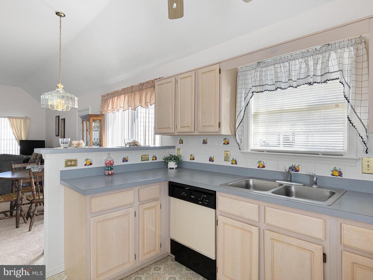180 Birchwood Lane photo 10