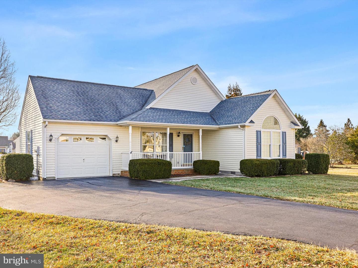 180 Birchwood Lane photo 2
