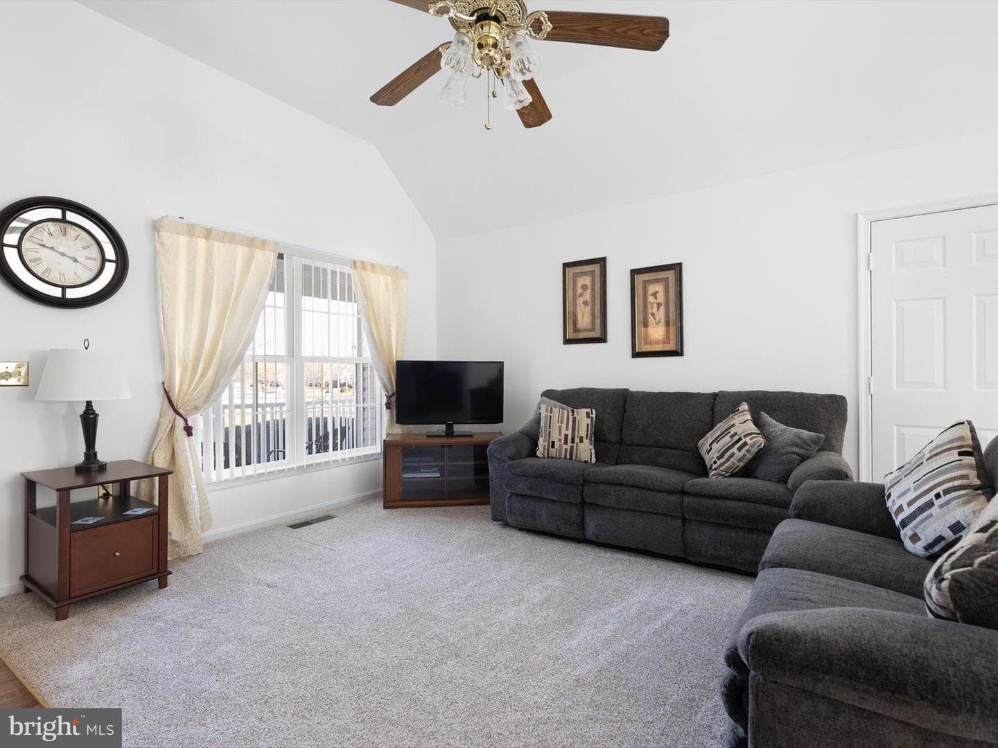 180 Birchwood Lane photo 4