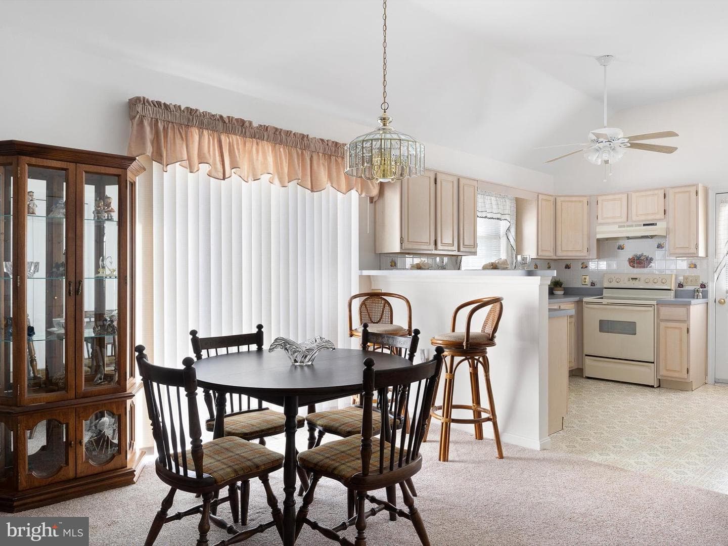 180 Birchwood Lane photo 7