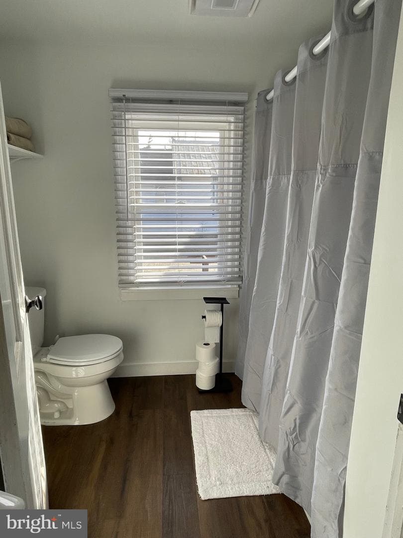192 Comegys Street photo 9