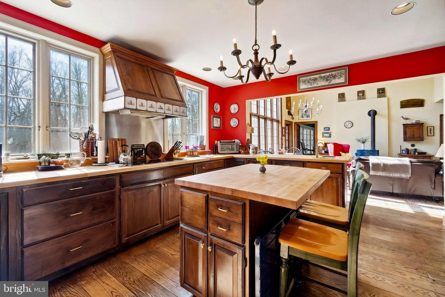24576 Langford Road photo 23