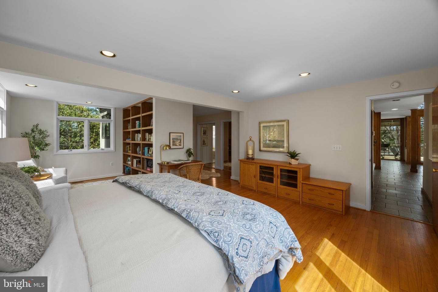 6581 Elizabeths Lane photo 22