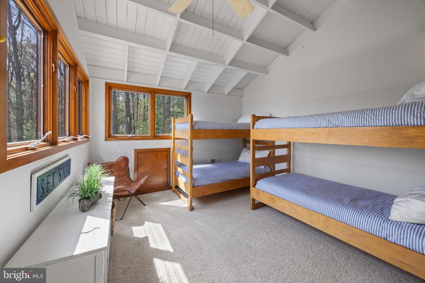 6581 Elizabeths Lane photo 37