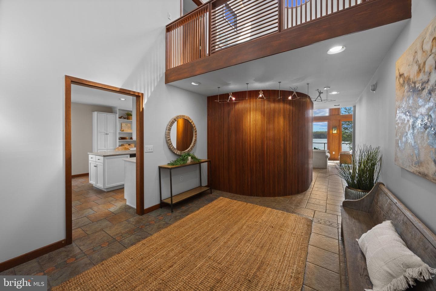 6581 Elizabeths Lane photo 4