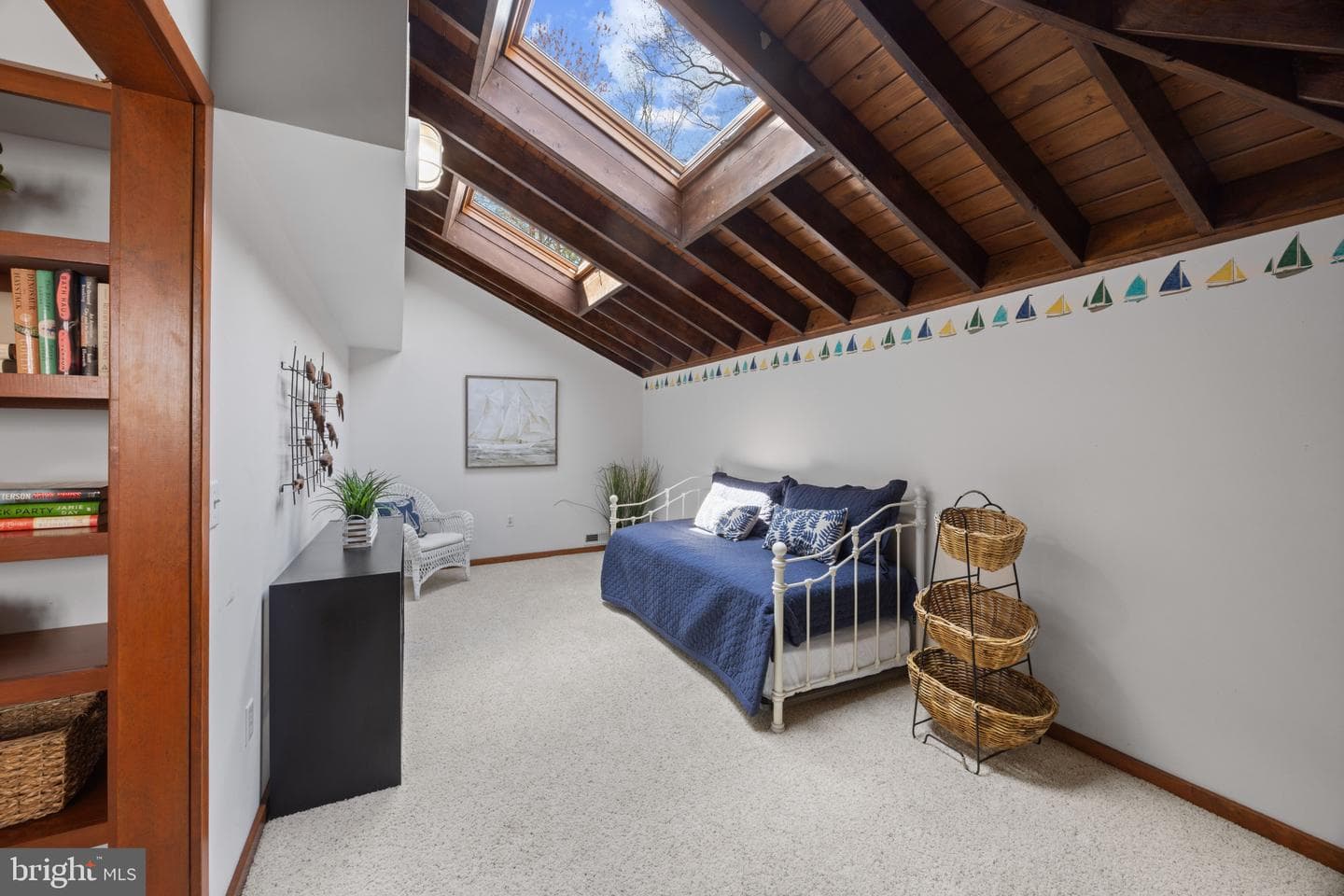 6581 Elizabeths Lane photo 46