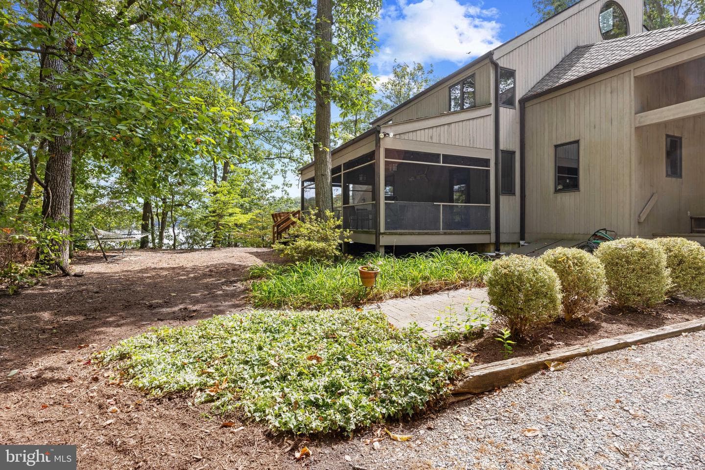 6581 Elizabeths Lane photo 50