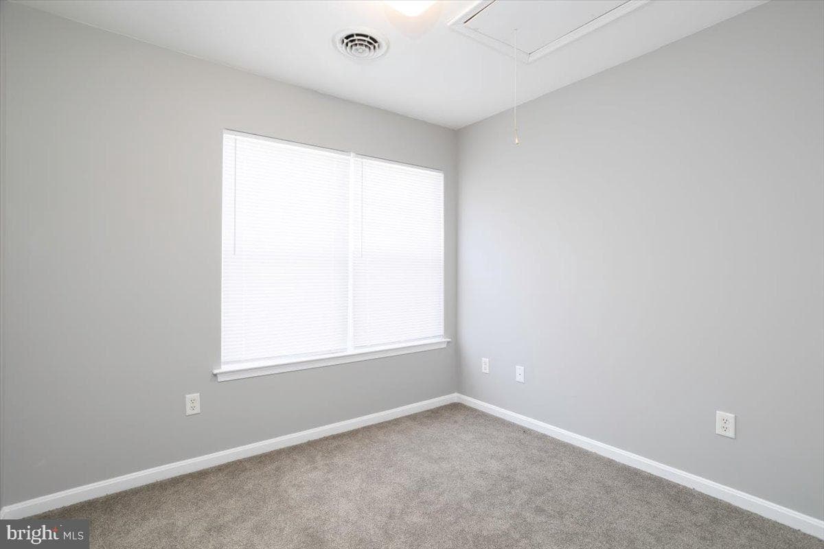 300 Hilltop Lane photo 12