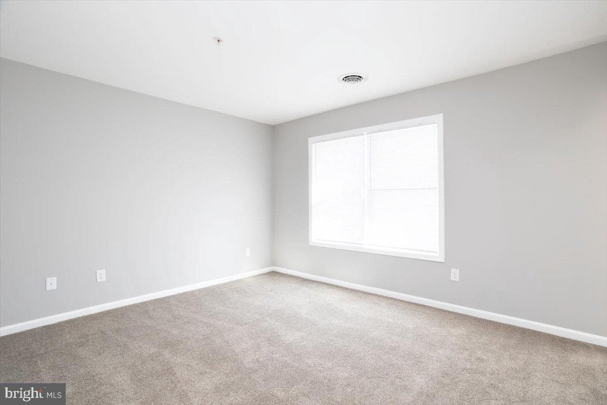 300 Hilltop Lane photo 15