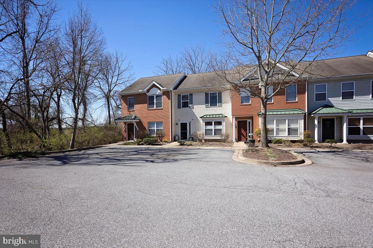 300 Hilltop Lane photo 20