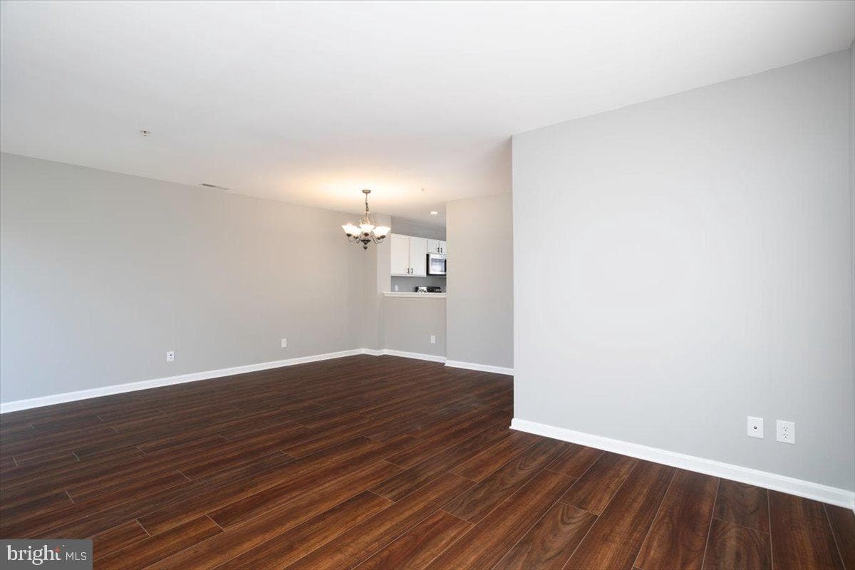 300 Hilltop Lane photo 8