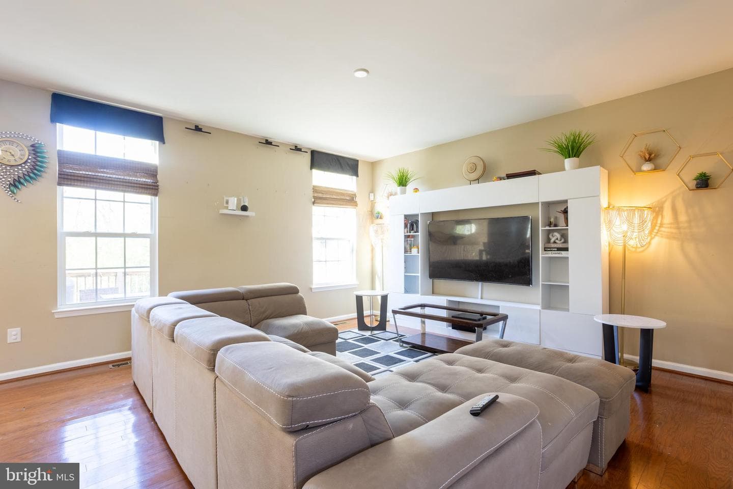 325 Devon Drive photo 21