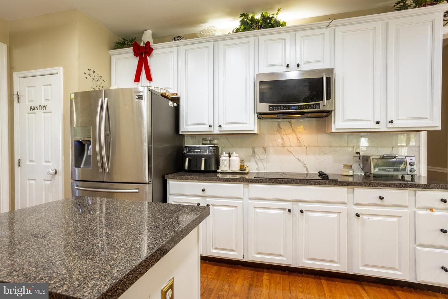 325 Devon Drive photo 5