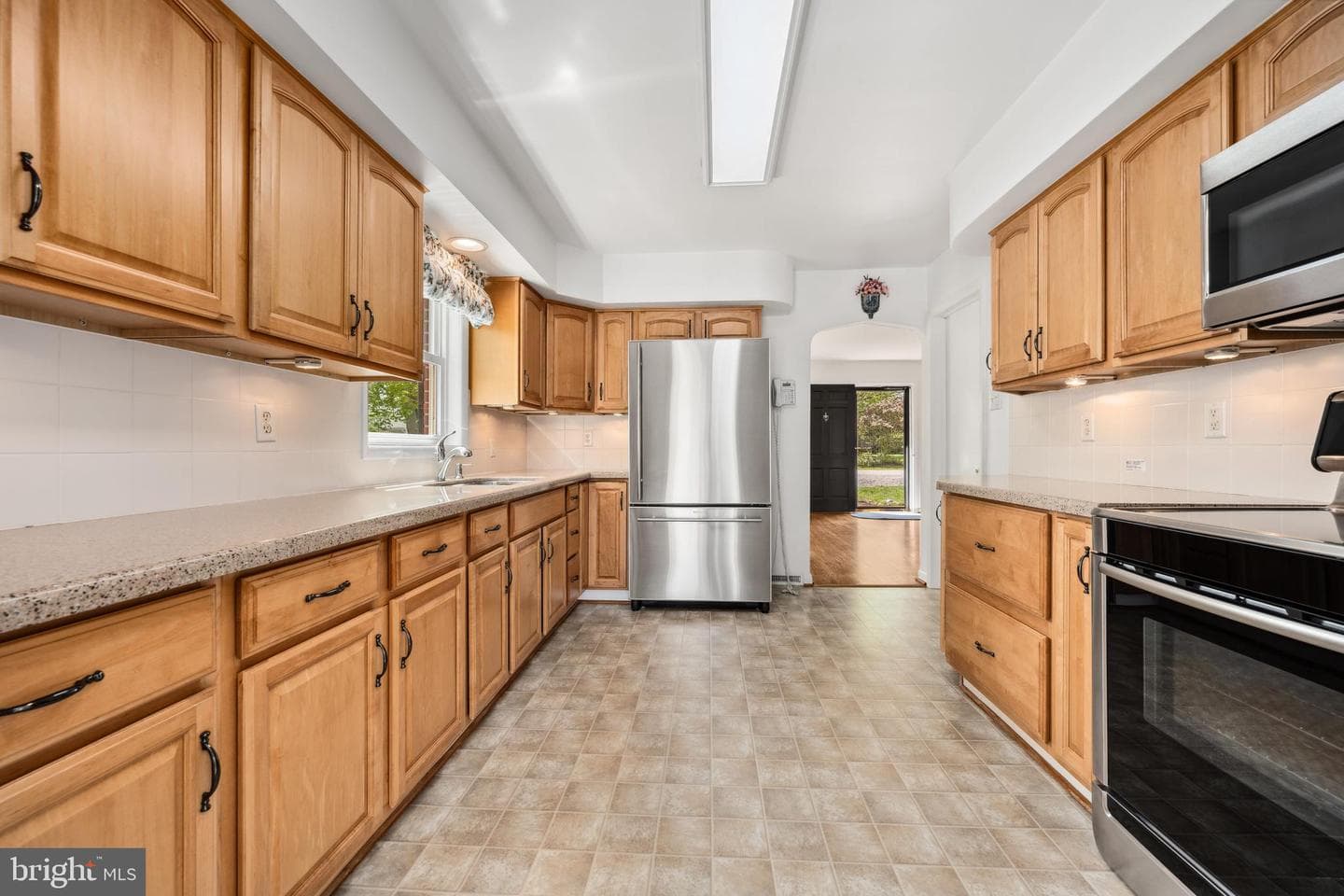5594 Langford Bay Road photo 25
