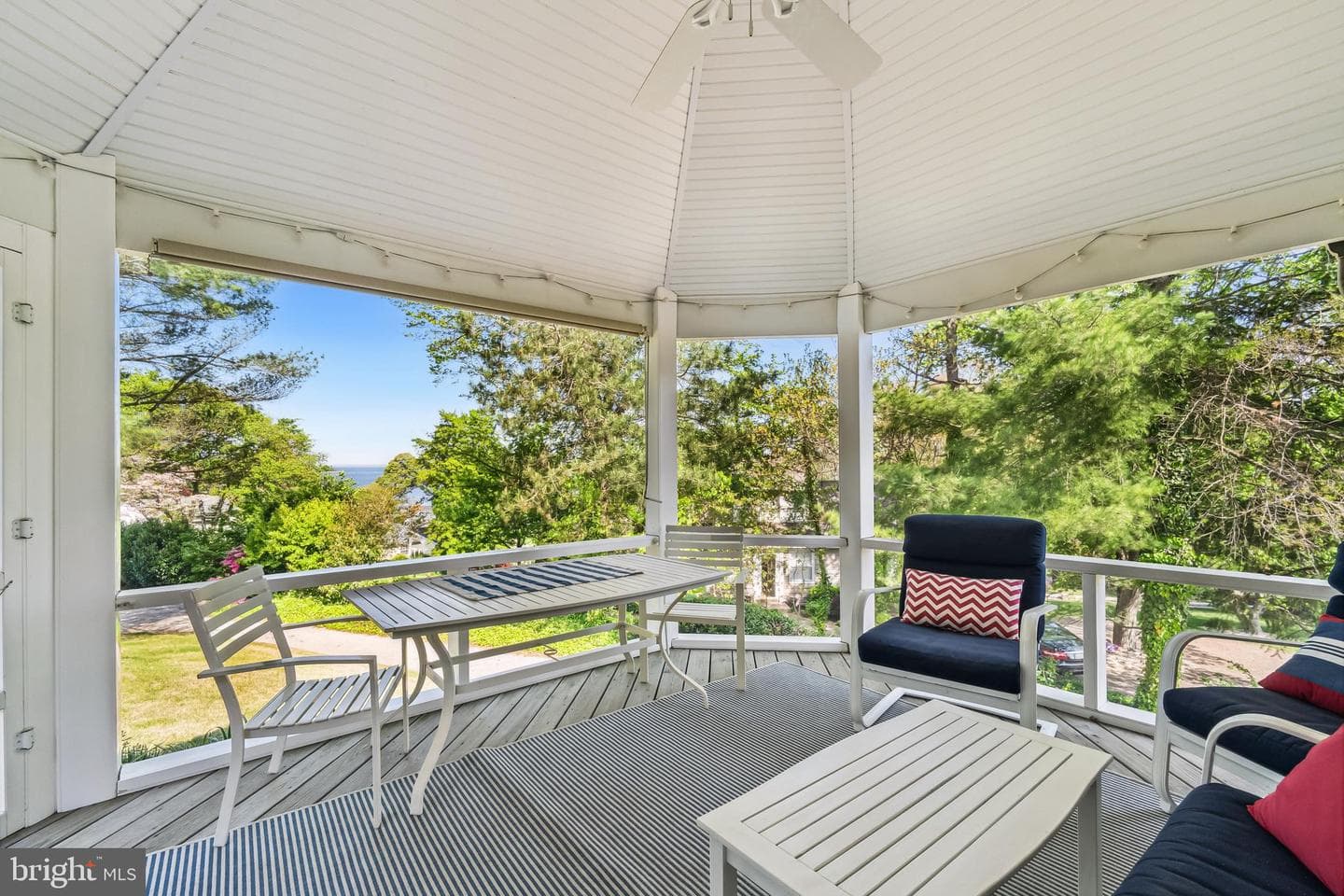 14180 Kentmore Park Road photo 11