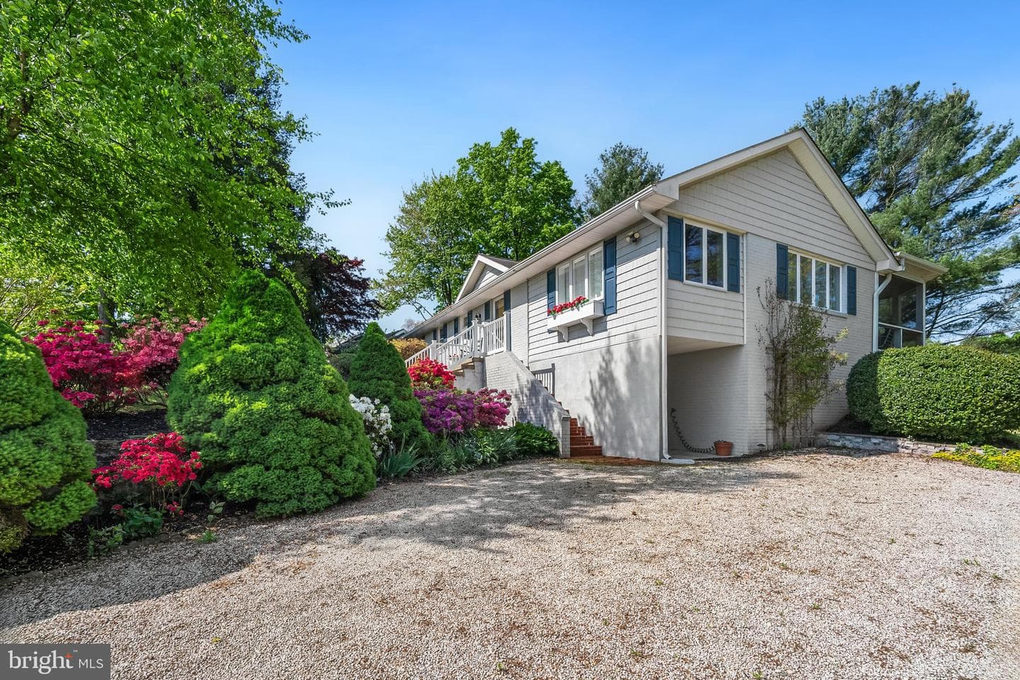 14180 Kentmore Park Road photo 29